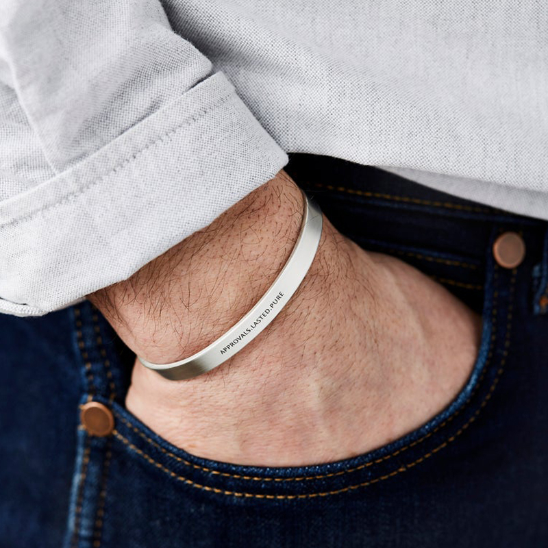 男性と女性のための彫刻のブレスレット,4〜8mmのステンレス - Men Accessories Name のレビューと価格