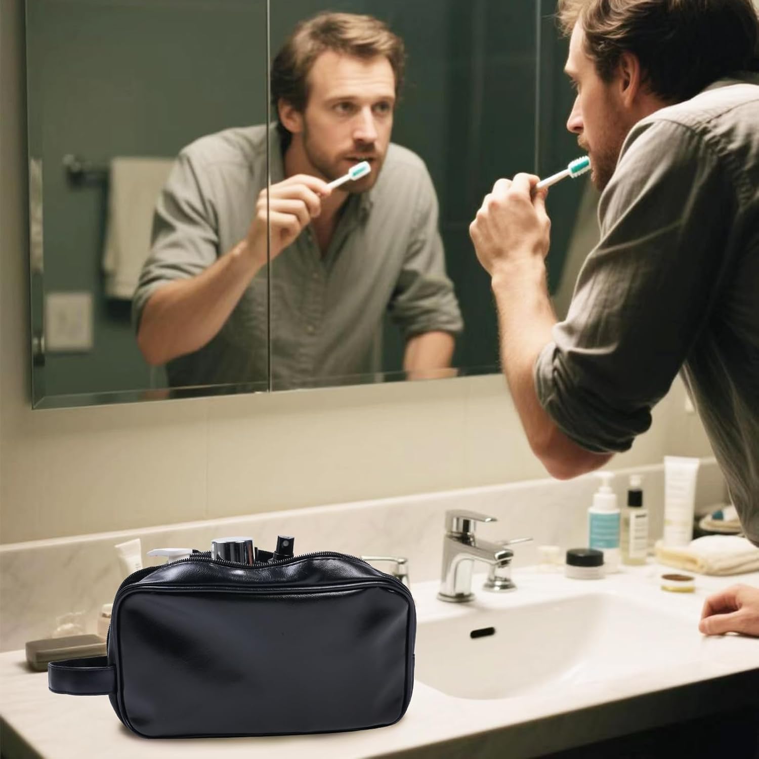 メンズ大型トラベルドップキット、トイレタリーバッグ、PUレザ - Men Accessories Kit Bag のレビューと価格